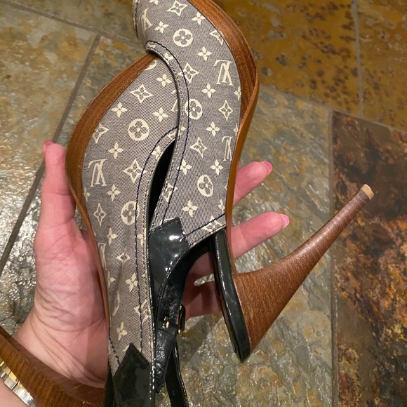 Louis Vuitton Monogram Heels - Picture 7 of 14